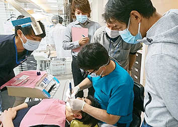 歯周治療ベーシックコース研修の様子②